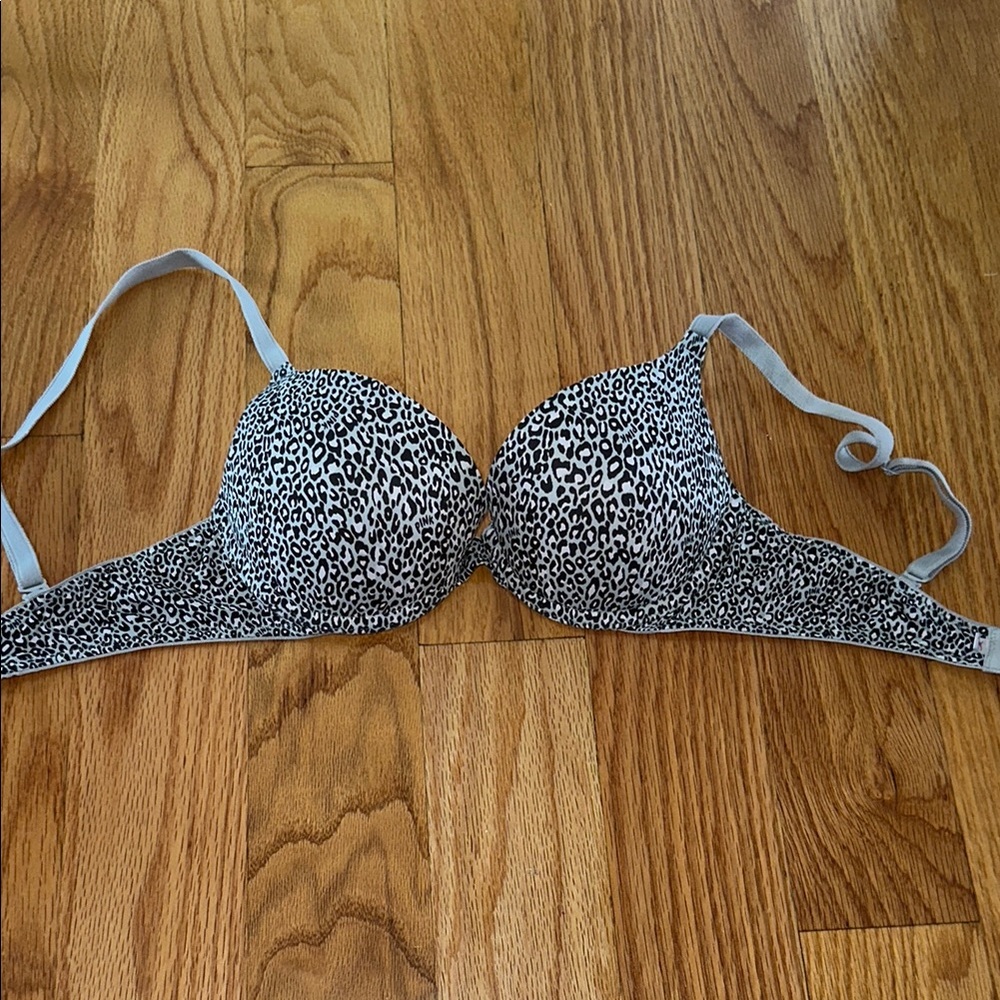 Victoria Secret Leopard Print Women's Bra